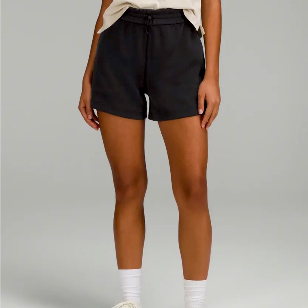 Lululemon Softstreme High Rise Short in Black